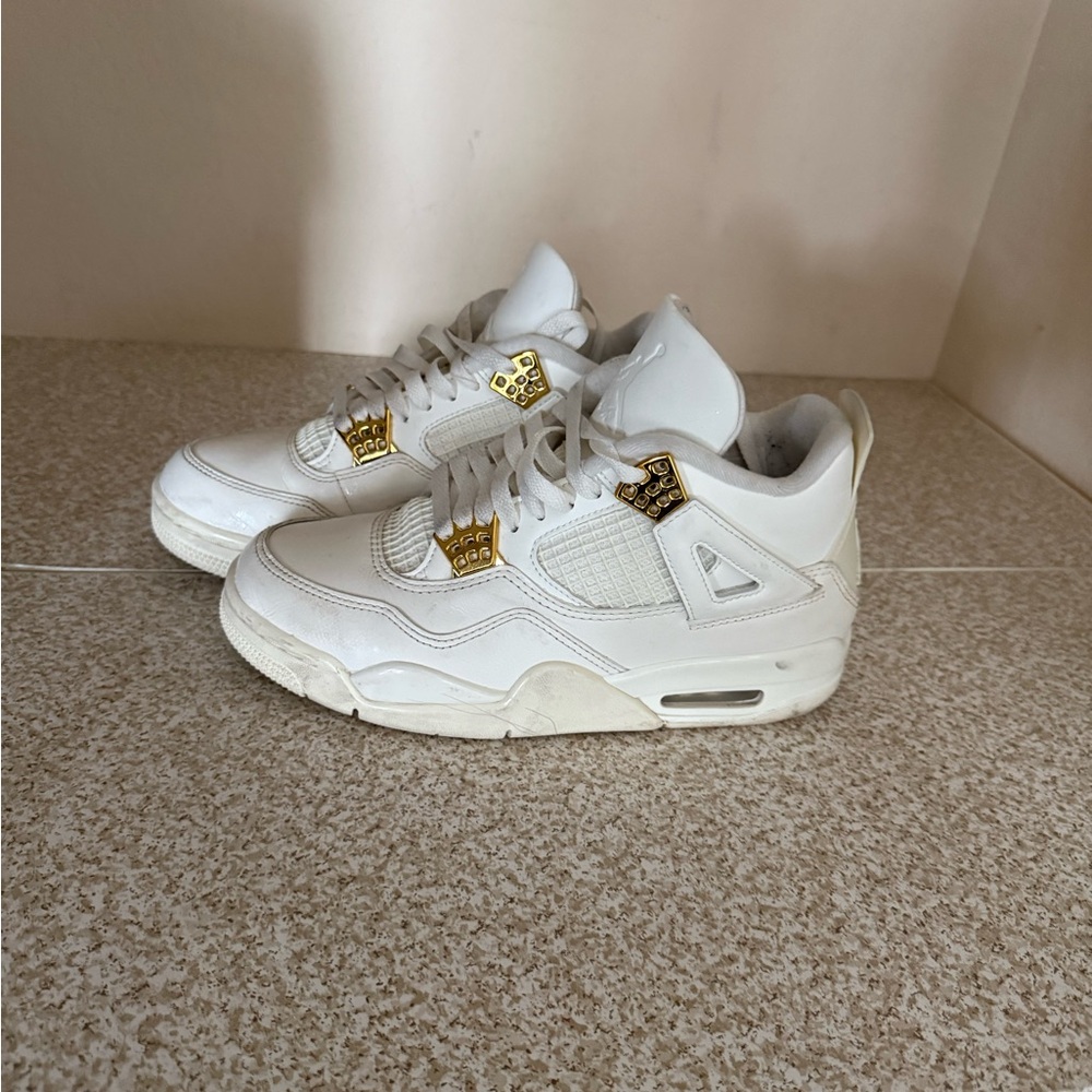 Jordan Women's Sneakers in White and Gold